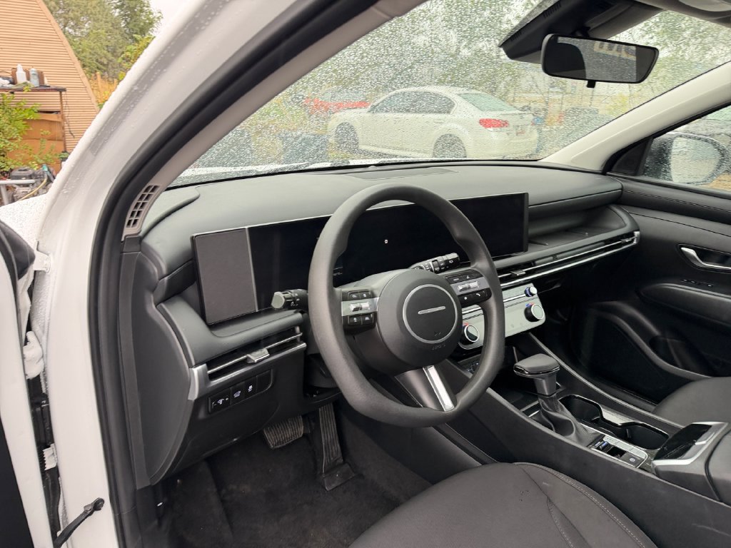 Used 2025 Hyundai Tucson SEL AWD/4WD image 18