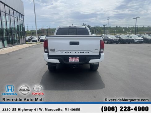 Used 2023 Toyota Tacoma SR AWD/4WD image 7