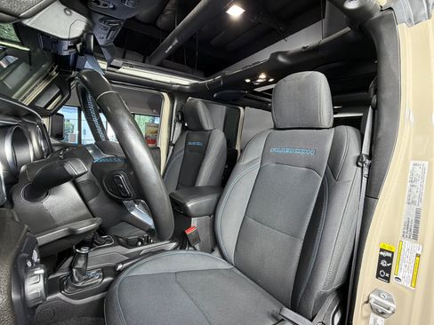 Used 2022 Jeep Wrangler Unlimited Rubicon 4xe w/ Steel Bumper Group image 24