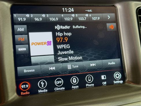 Used 2019 Dodge Charger R/T w/ Blacktop Package image 21