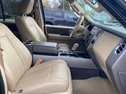 Used 2011 Ford Expedition XLT w/ 201A Rapid Spec Order Code image 17