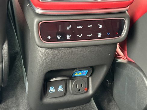 New 2026 Genesis GV80 3.5T e-SC image 23