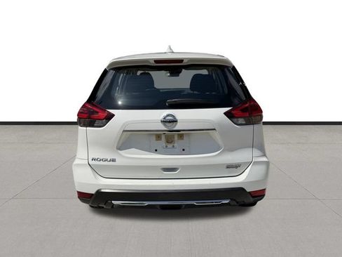 Used 2020 Nissan Rogue S FWD image 6