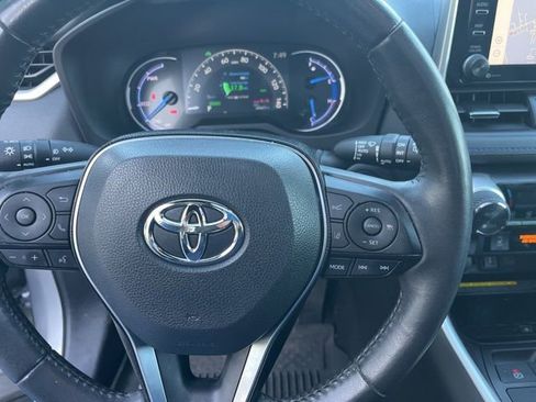 Used 2020 Toyota RAV4 XSE AWD/4WD image 19