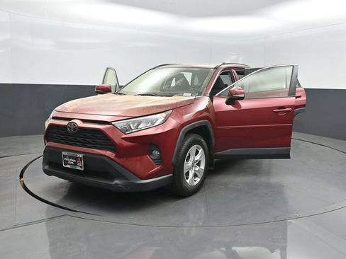 Used 2021 Toyota RAV4 XLE w/ Convenience Package AWD/4WD image 43
