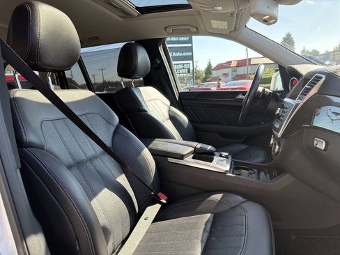 Used 2016 Mercedes-Benz GL 450 4MATIC image 15
