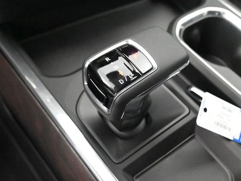 New 2026 GMC Sierra 1500 SLT w/ SLT Premium Plus Package image 24