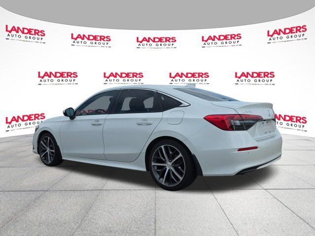 Used 2023 Honda Civic Touring image 5