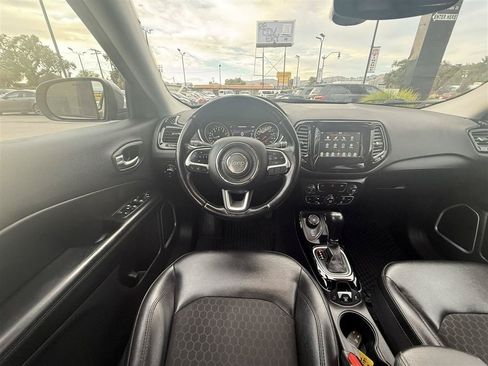 Used 2021 Jeep Compass Latitude AWD/4WD image 28