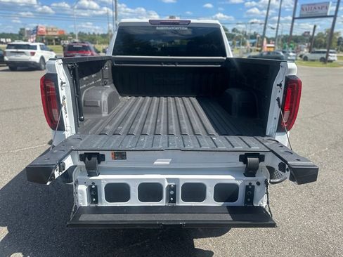 Used 2025 GMC Sierra 1500 AT4 AWD/4WD image 17