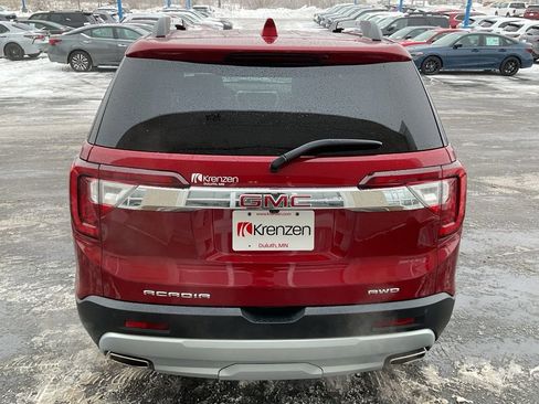 Used 2023 GMC Acadia SLT w/ Preferred Package image 6