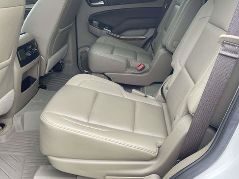 Used 2020 Chevrolet Tahoe Premier RWD image 10