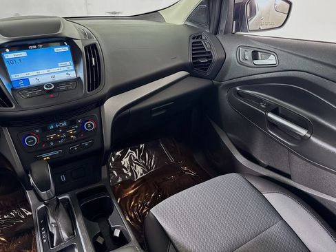 Used 2019 Ford Escape SE FWD image 22