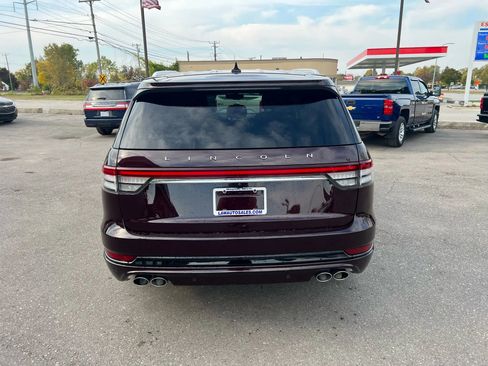 Used 2023 Lincoln Aviator Grand Touring w/ Equipment Group 301A image 4