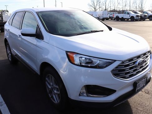 Used 2022 Ford Edge SEL w/ Convenience Package image 7