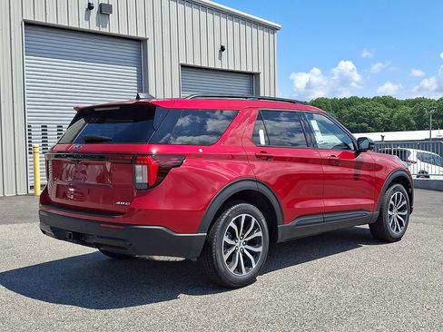 New 2026 Ford Explorer ST-Line AWD/4WD image 4