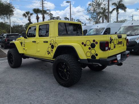 Used 2023 Jeep Gladiator Mojave w/ Trailer Tow Package AWD/4WD image 7