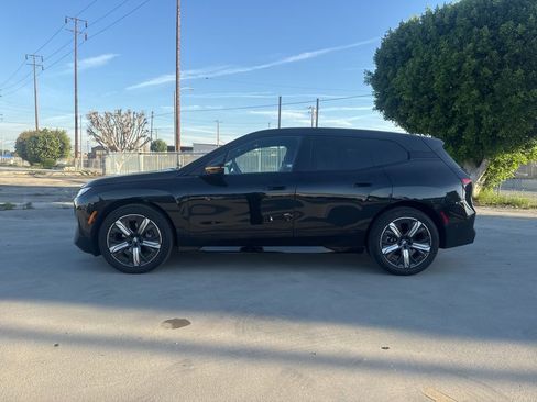 Used 2026 BMW iX xDrive45 image 2