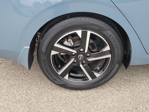 Used 2024 Nissan Sentra SV w/ Trunk Package FWD image 11