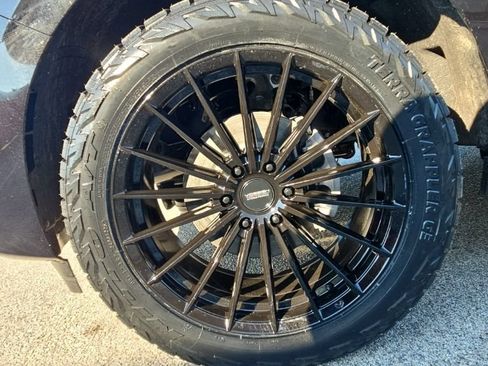 Used 2026 Ford Expedition Max Active RWD image 10