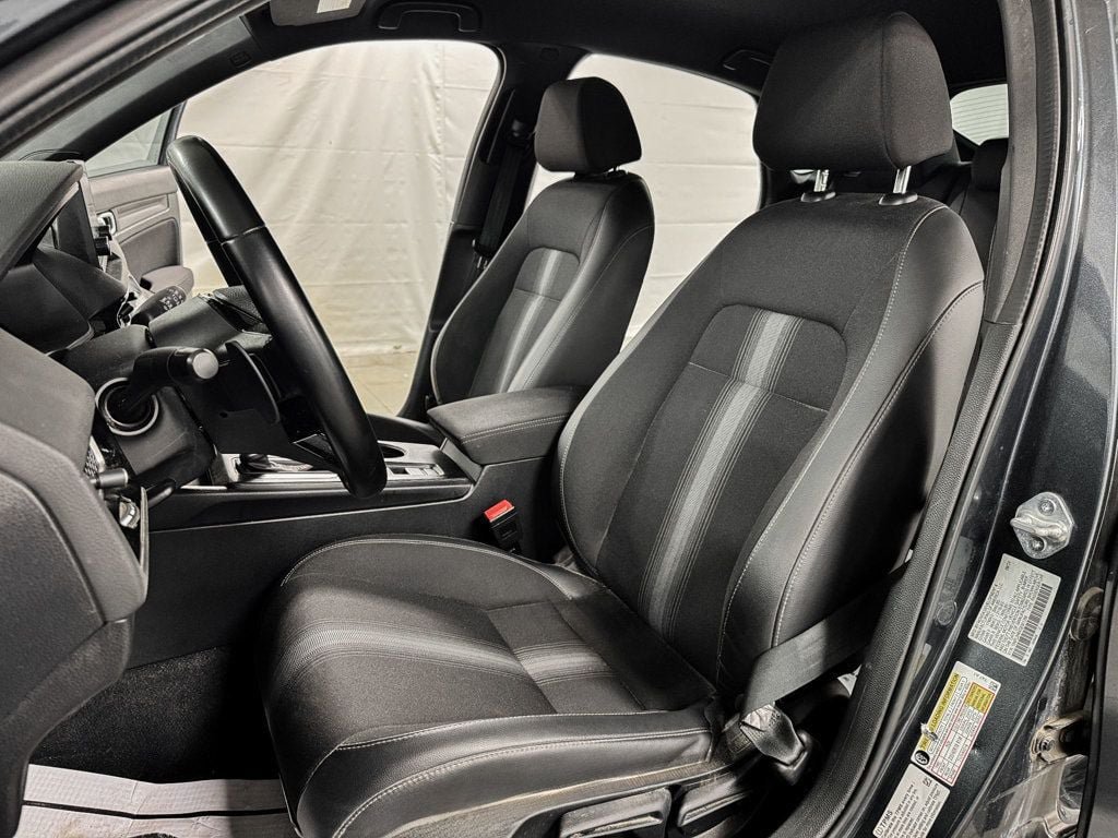 Used 2025 Honda Civic Sport image 9