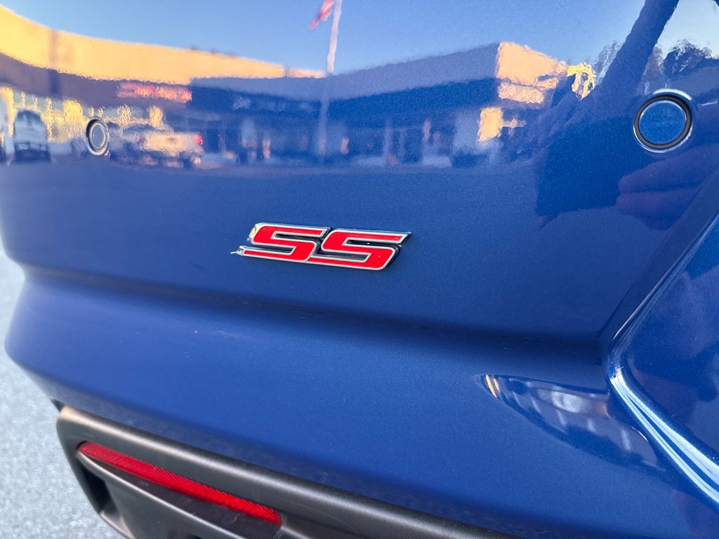 Used 2021 Chevrolet Camaro SS RWD image 10