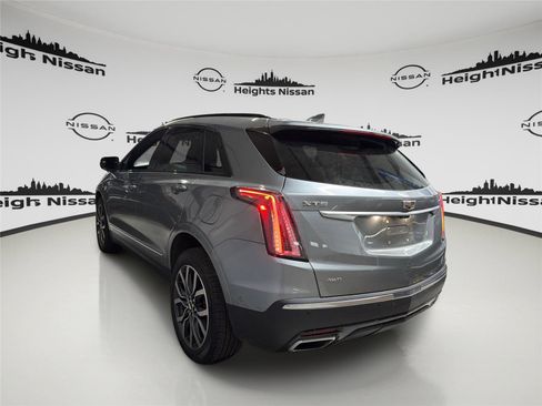 Used 2023 Cadillac XT5 Sportv w/ Platinum Package AWD/4WD image 2
