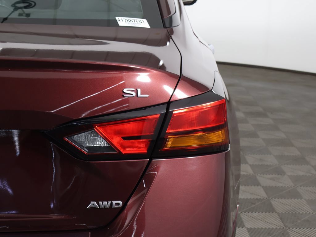 Used 2023 Nissan Altima 2.5 SL AWD/4WD image 17