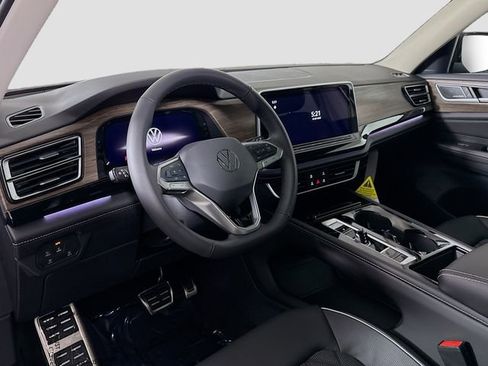 New 2026 Volkswagen Atlas SEL Premium R-Line AWD/4WD image 9