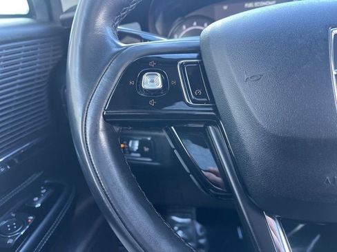 Used 2022 Lincoln Corsair Standard w/ Premium Package image 29