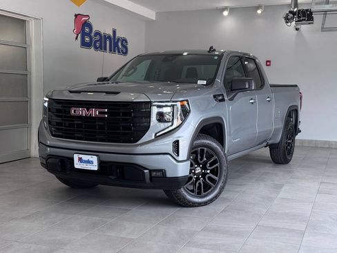 Certified 2026 GMC Sierra 1500 Elevation w/ Elevation Select Package AWD/4WD image 2