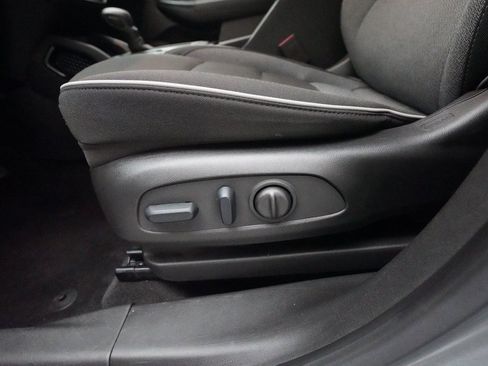 Certified 2023 Chevrolet TrailBlazer LT image 28