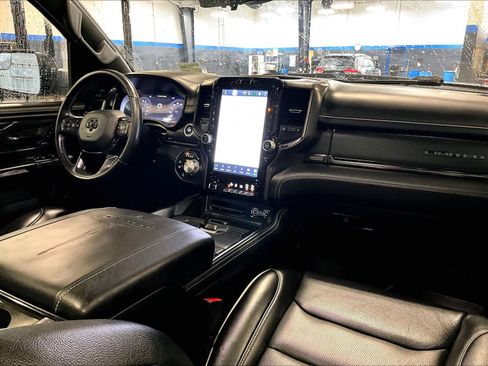 Used 2024 RAM 1500 Limited image 13