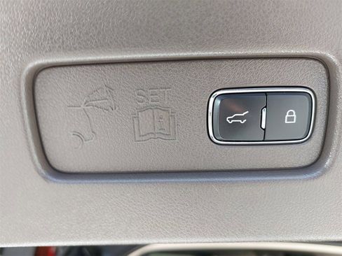 Used 2020 Lincoln Aviator Reserve w/ Equipment Group 202A image 15