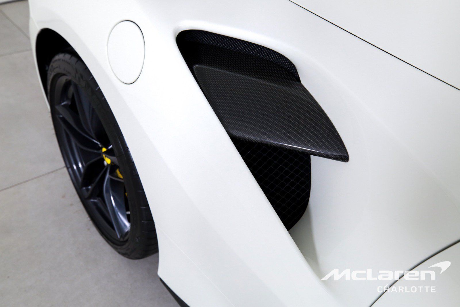 Used 2018 Ferrari 488 Spider RWD image 30