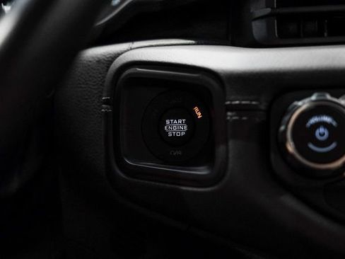 Used 2024 Jeep Wrangler Unlimited Rubicon w/ Technology Group AWD/4WD image 34