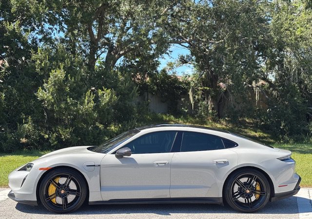 Used 2021 Porsche Taycan Turbo S AWD/4WD image 2