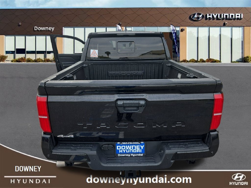 Used 2024 Toyota Tacoma SR5 AWD/4WD image 20