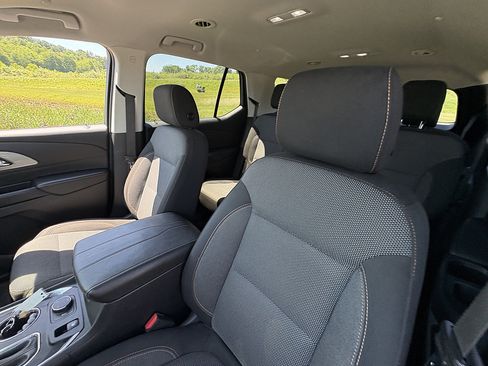 Used 2018 Chevrolet Traverse LT AWD/4WD image 33