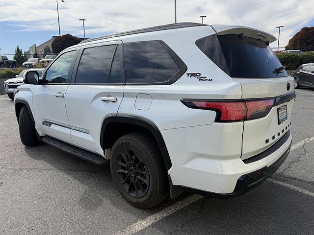 Certified 2025 Toyota Sequoia Platinum w/ TRD Off-Road Package AWD/4WD image 30