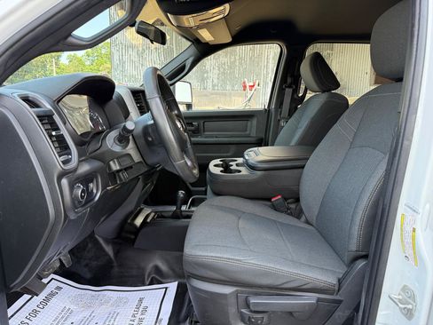 Used 2023 RAM 2500 Tradesman AWD/4WD image 11