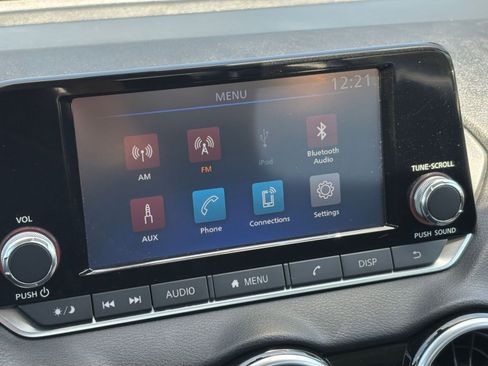 Used 2025 Nissan Sentra S FWD image 20