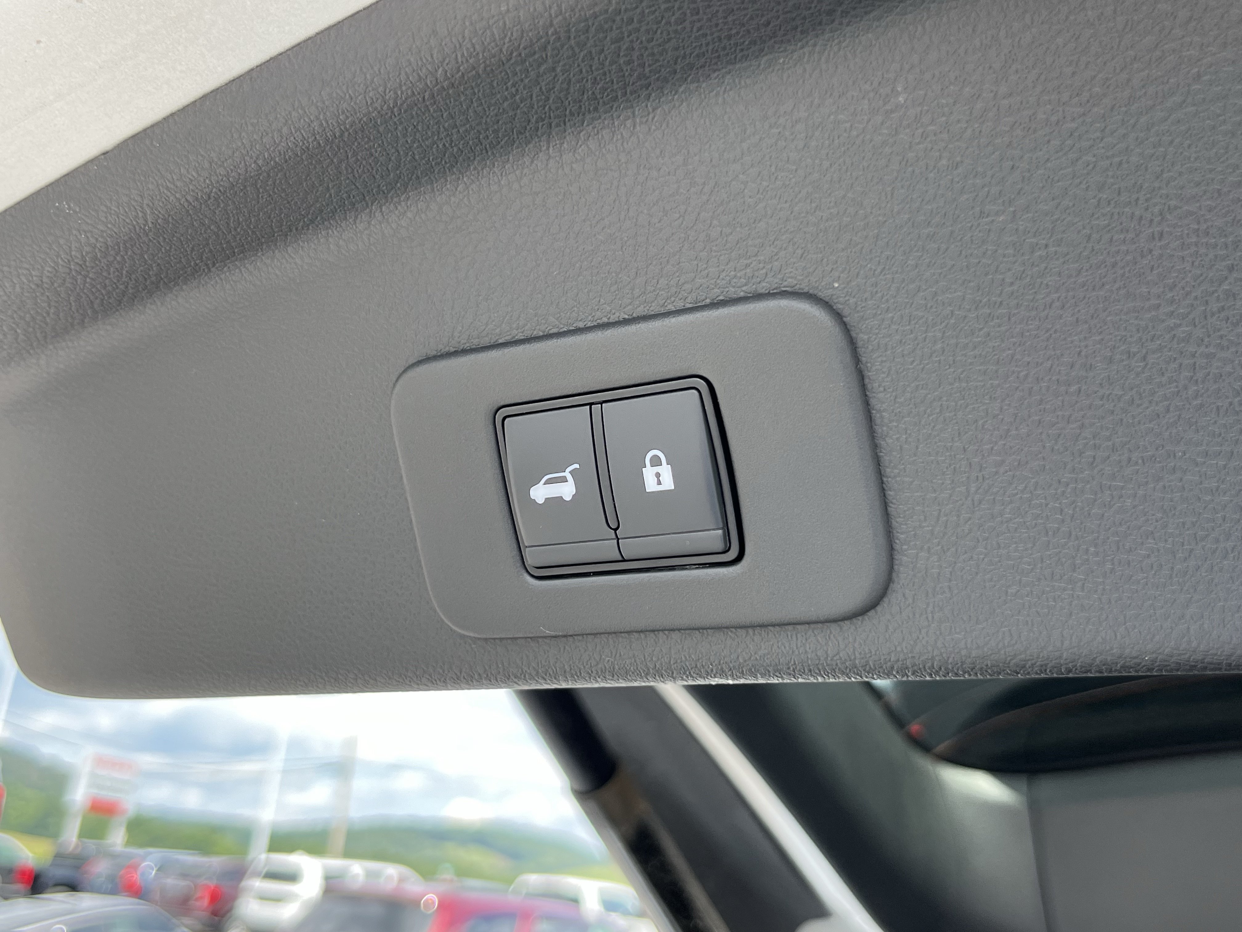 Used 2025 Nissan Murano SL AWD/4WD image 8
