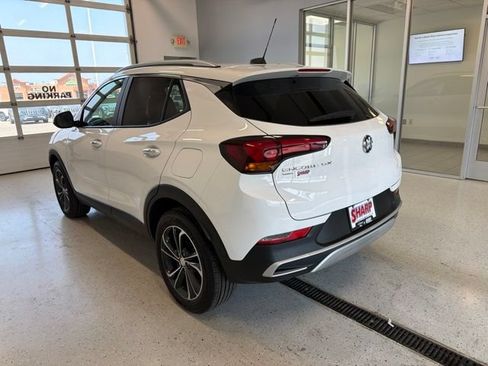 Used 2023 Buick Encore GX Select w/ Safety Package II AWD/4WD image 5
