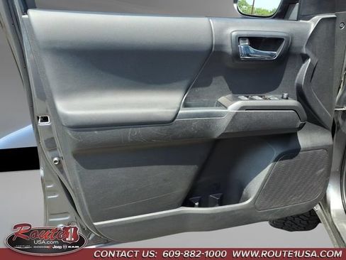 Used 2023 Toyota Tacoma TRD Off-Road AWD/4WD image 26