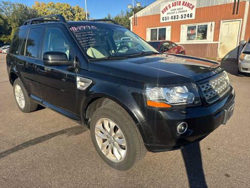 Used 2015 Land Rover LR2 HSE LUX image 3