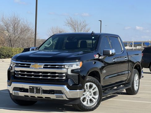 Used 2023 Chevrolet Silverado 1500 LTZ image 2