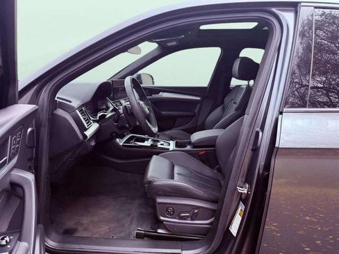 Used 2024 Audi Q5 2.0T Premium image 11