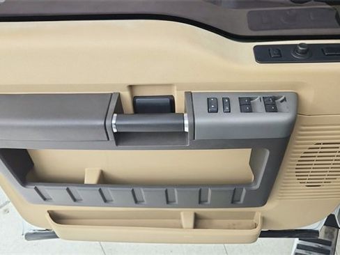 Used 2012 Ford F350 Lariat w/ Chrome Pkg image 20