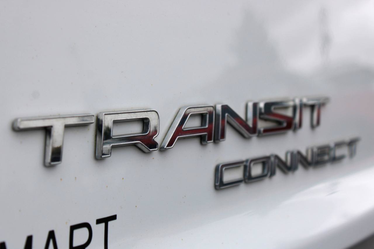 Used 2015 Ford Transit Connect XLT FWD image 7